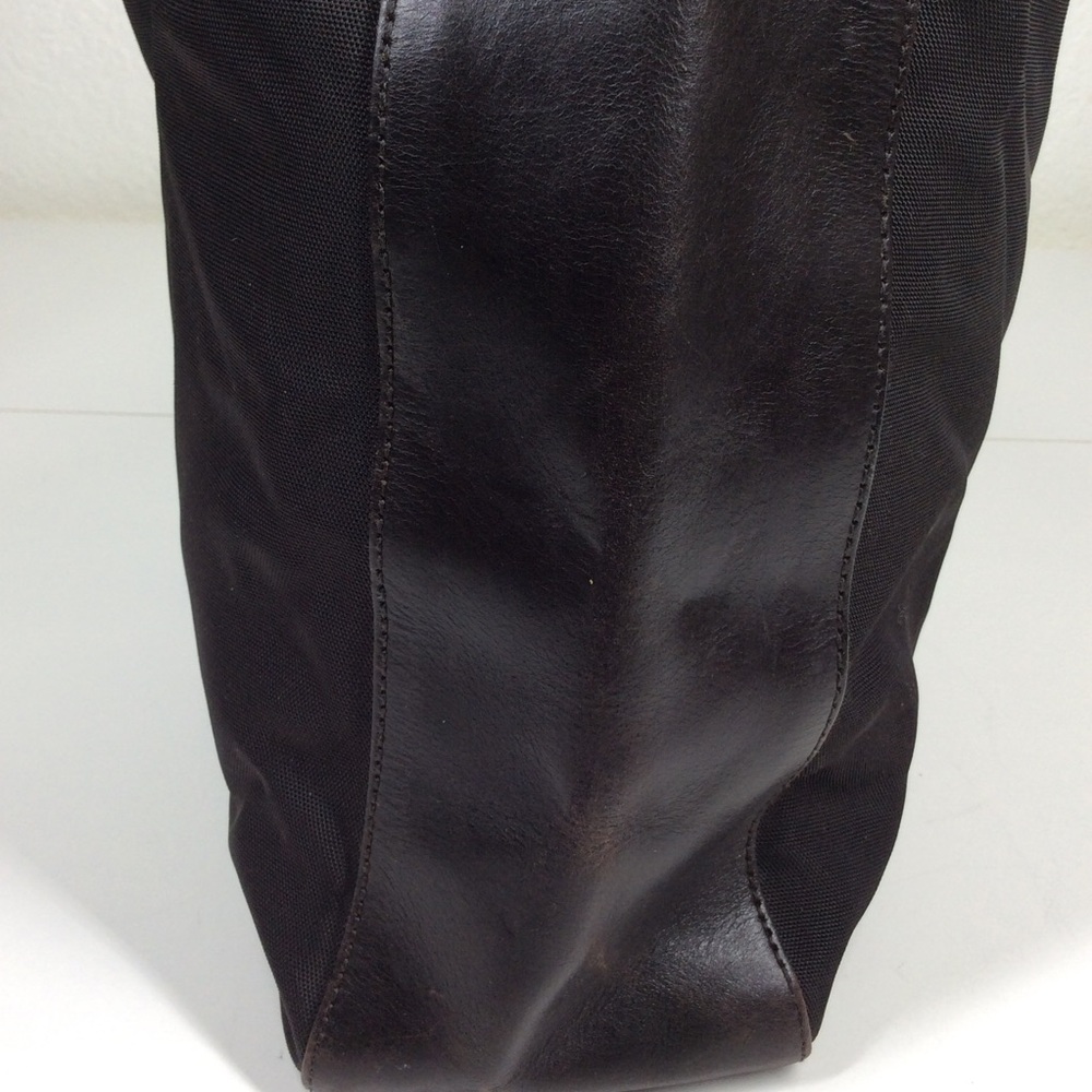 Auth GUCCI Black Nylon Canvas and Leather Tote Shoulder Bag Purse - Picture 12 of 16